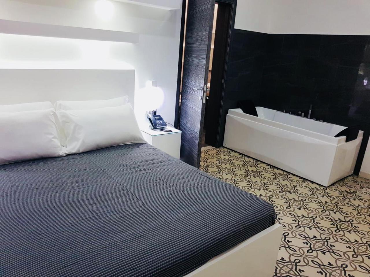 Villa Adelaide Suite & Room Torre A Mare Eksteriør bilde